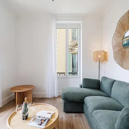 Апартаменты Port De 3 Confort And Design *