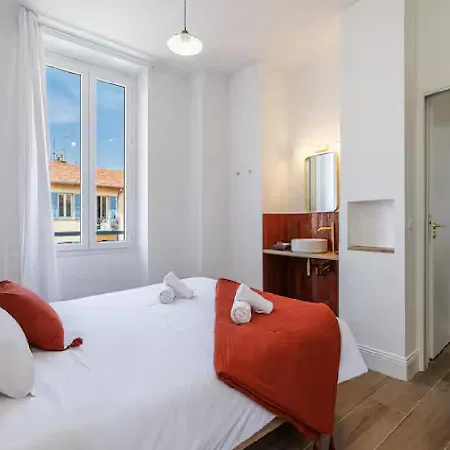 Port De 3 Confort And Design Apartman